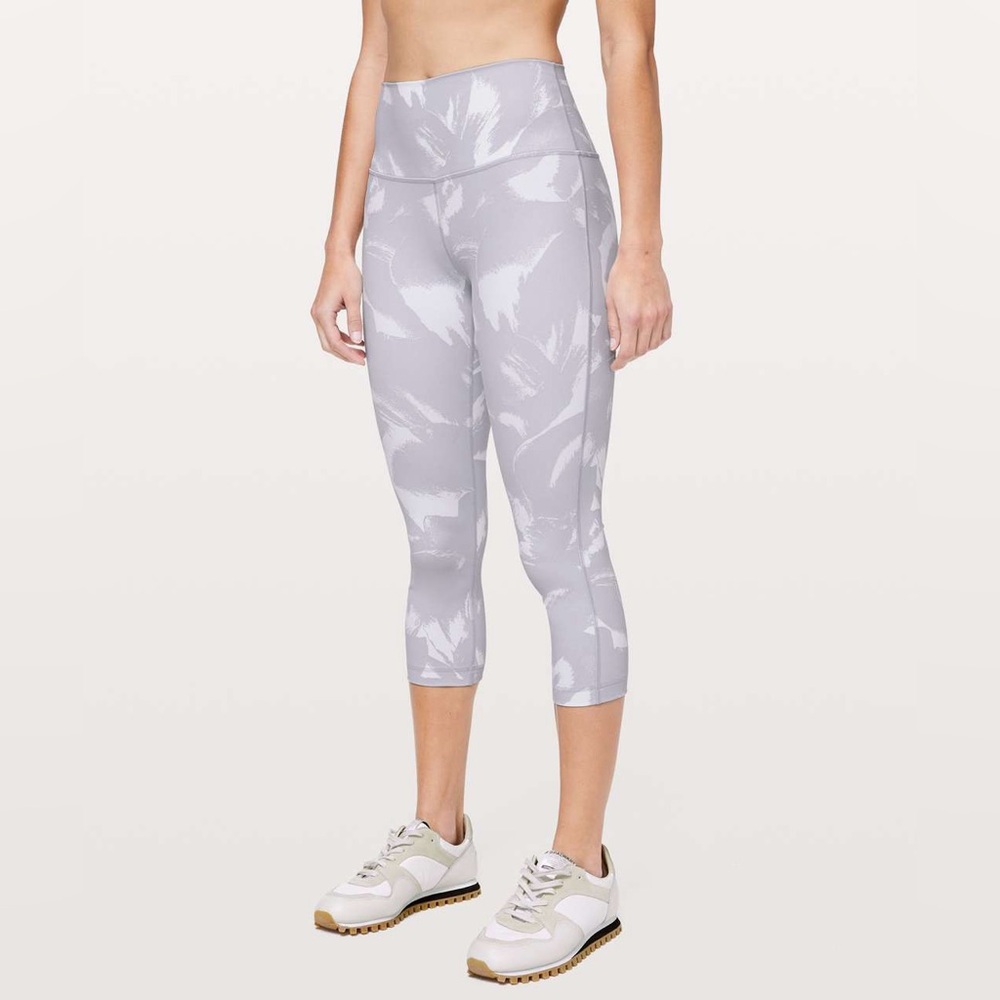 Lululemon Wunder Under Crop 21" Flower Pop White Silver Lilac
